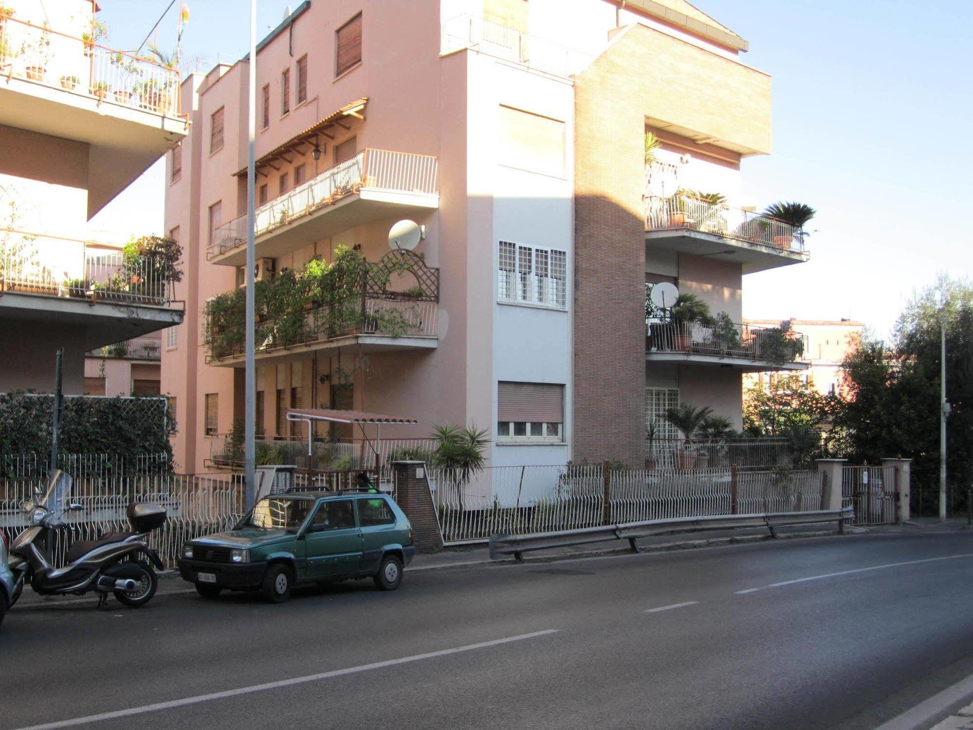 Le Cupole Bed & Breakfast โรม ภายนอก รูปภาพ