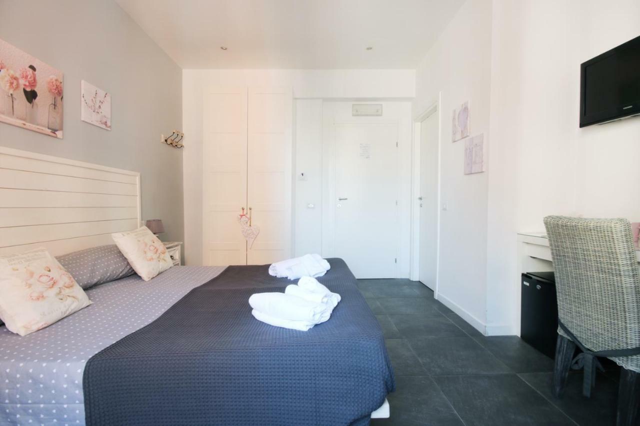 Le Cupole Bed & Breakfast โรม ภายนอก รูปภาพ