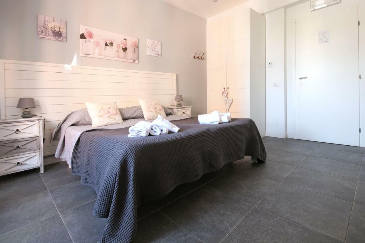 Le Cupole Bed & Breakfast โรม ภายนอก รูปภาพ